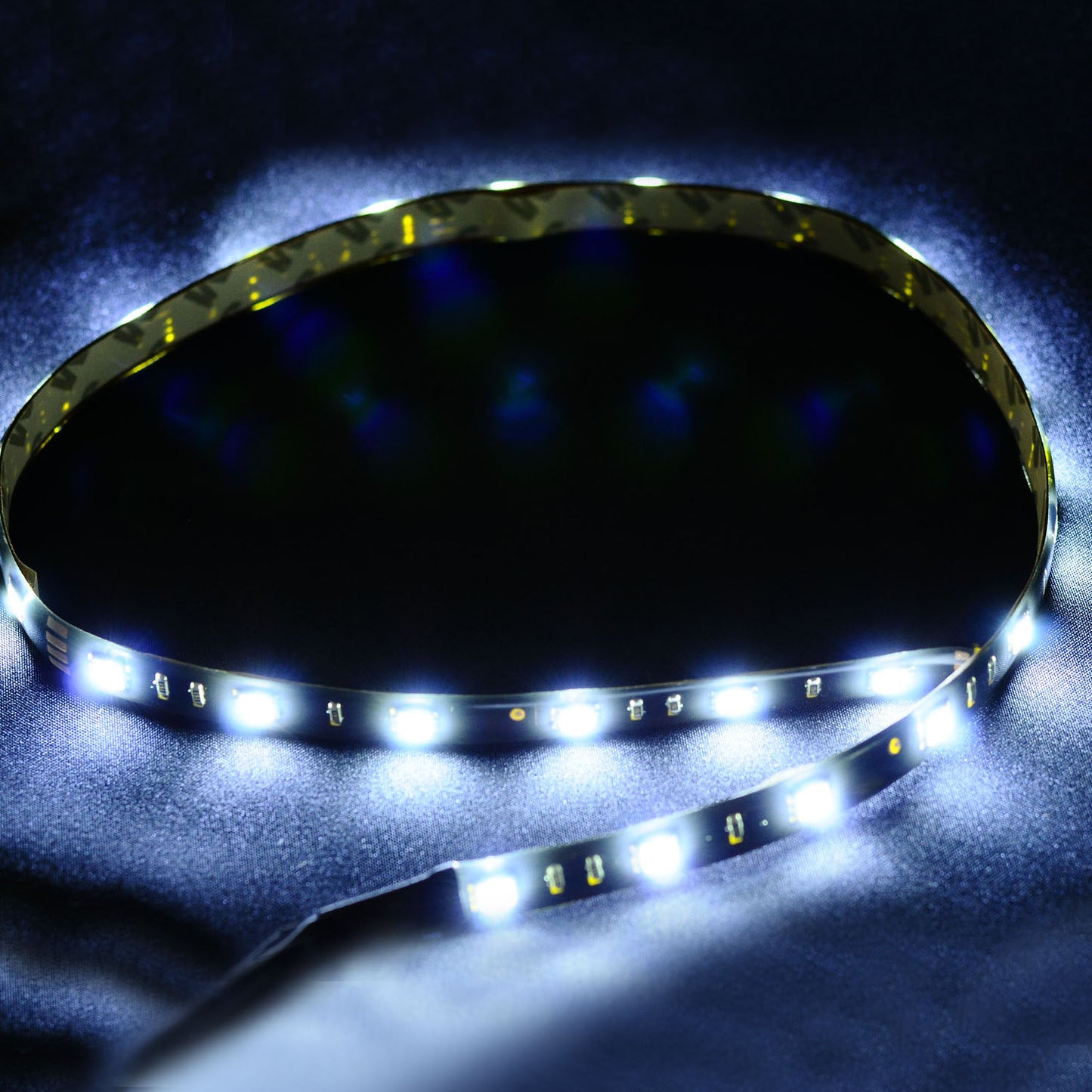 110-L3528-48FW 2FT 12V White Flash 24LED 60CM