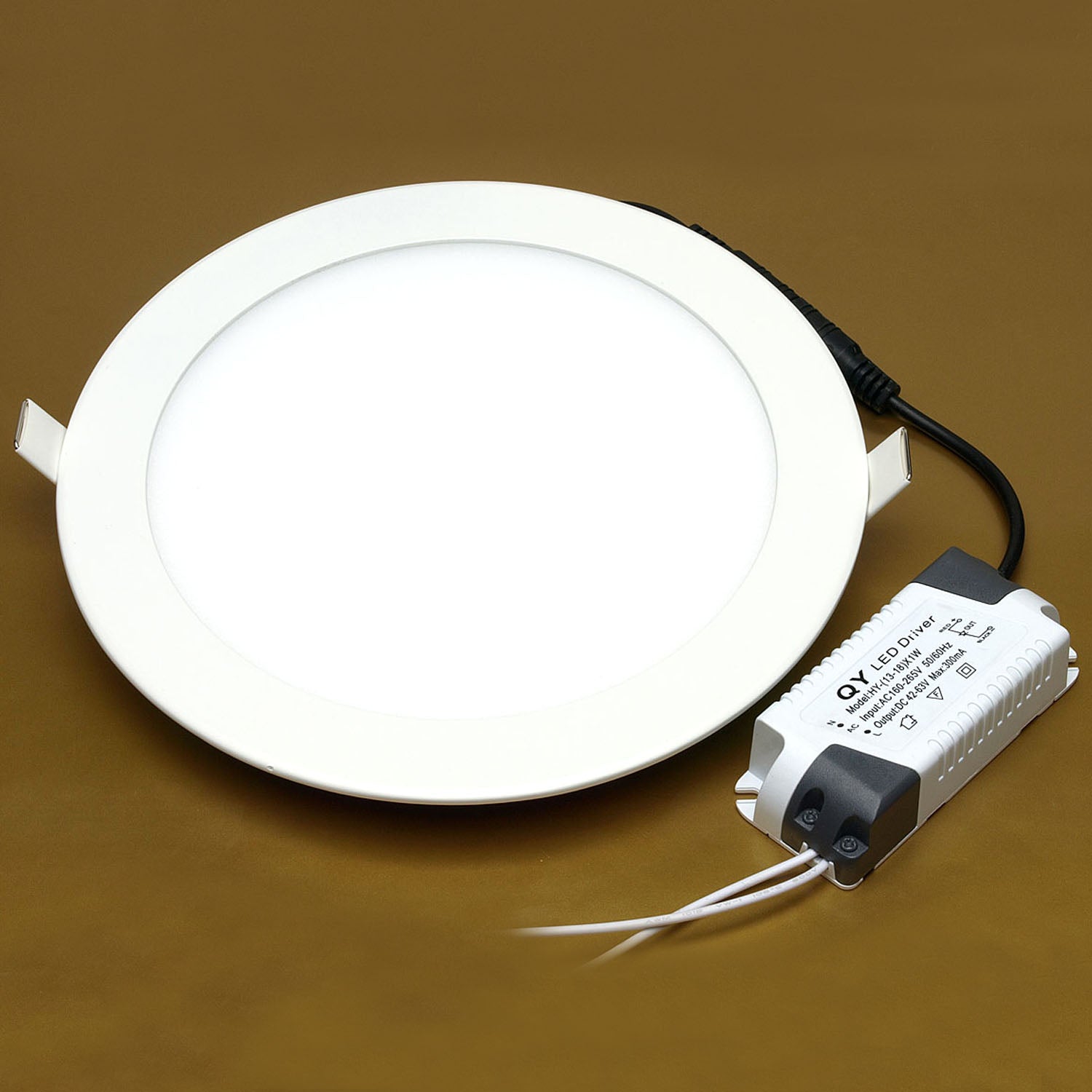 57-LL1221 715W Round Lamp 100V/240VAC"