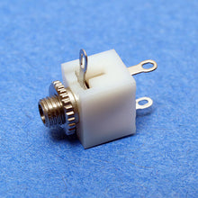7-JC2401 2.5mm Mono Jack For Chassis